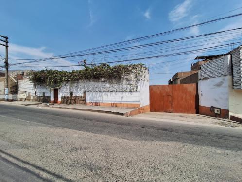 Amplio Terreno ubicado en San Juan De Lurigancho