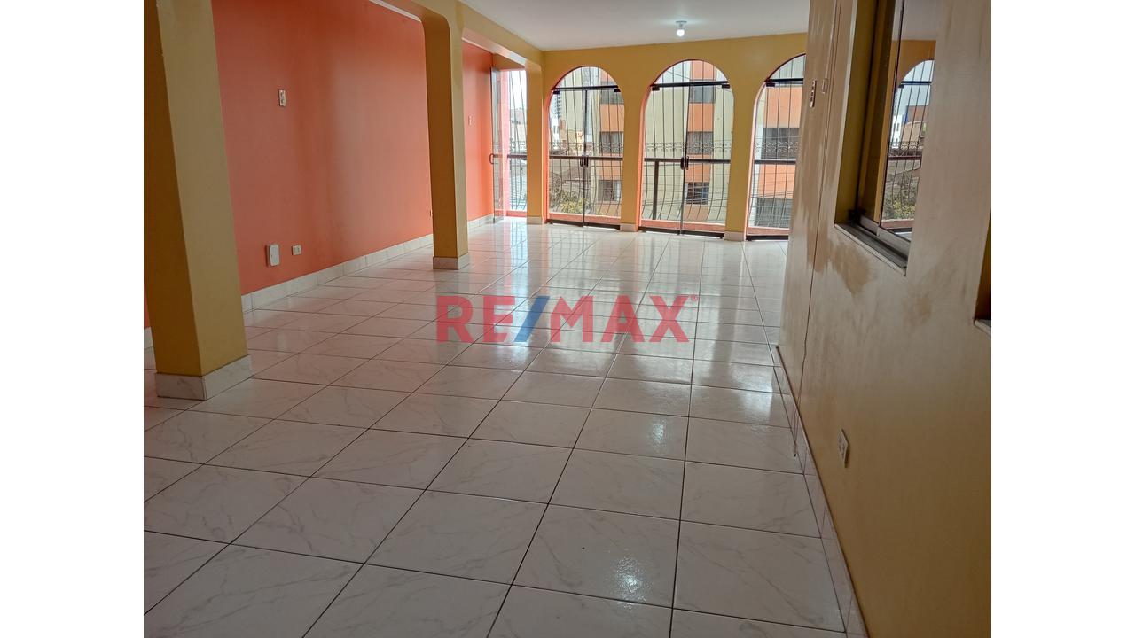 Departamento en Alquiler ubicado en Breña a $478