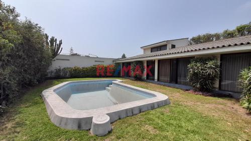 Casa a $950,000