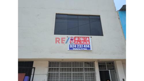 Amplio Local comercial ubicado en San Juan De Lurigancho