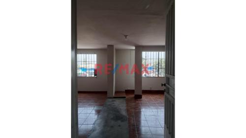 Bajo precio Local comercial en Alquiler en San Juan De Lurigancho