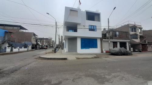 Local comercial en Alquiler ubicado en San Juan De Lurigancho a $930