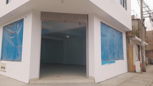 Local comercial en Alquiler ubicado en Antropologos 250-258