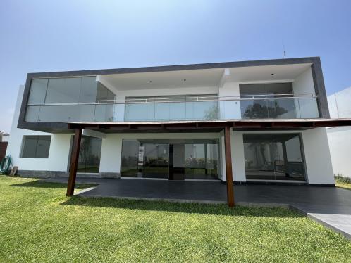 Casa en Venta ubicado en La Molina a $850,000