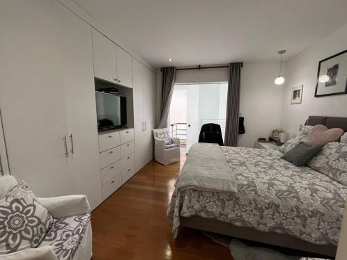 Departamento en Venta de 4 dormitorios ubicado en Miraflores