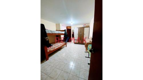 Bajo precio Casa en Venta en San Juan De Lurigancho