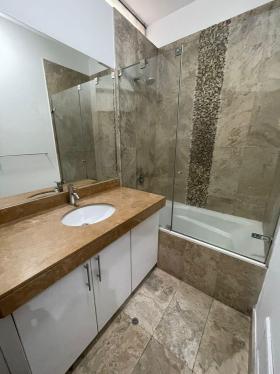 Departamento de 3 dormitorios y 3 baños ubicado en Barranco