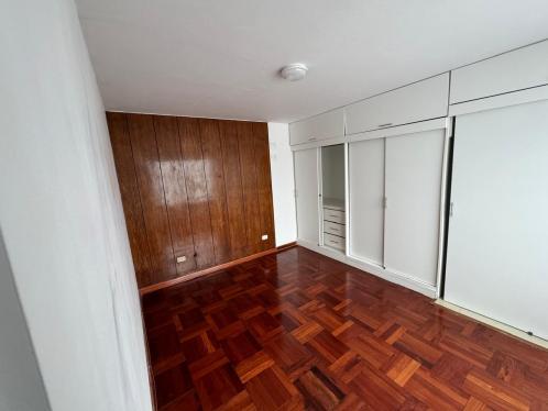 Departamento en Alquiler ubicado en San Isidro Departamento en Alquiler ubicado en San Isidro