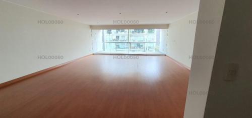 Departamento en Venta de 3 dormitorios ubicado en Santiago De Surco