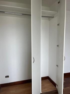 Departamento de 3 dormitorios y 2 baños ubicado en San Isidro