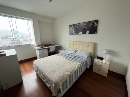 Departamento de 4 dormitorios y 3 baños ubicado en San Borja