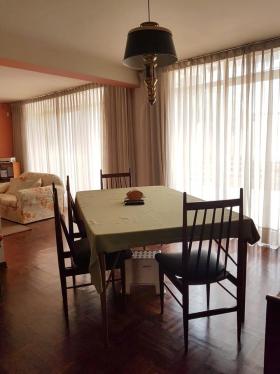 Casa en Venta ubicado en Av. Ayacucho