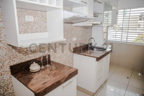 Departamento en Venta de 3 dormitorios ubicado en Surquillo