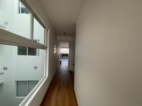 Departamento de 2 dormitorios y 2 baños ubicado en Santiago De Surco