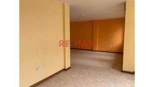 Departamento en Venta de 3 dormitorios ubicado en Ate