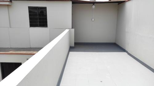 Casa de 6 dormitorios y 4 baños ubicado en San Juan De Miraflores