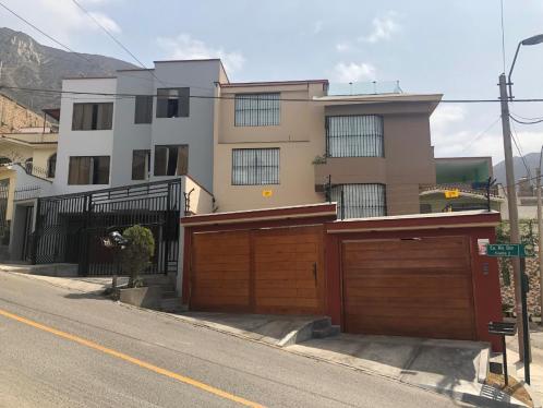 Casa en Venta ubicado en La Molina a $212,000