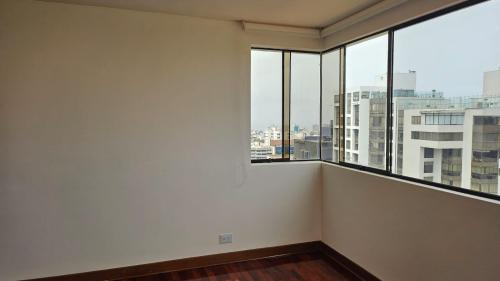 Departamento en Alquiler ubicado en San Isidro a $1,150