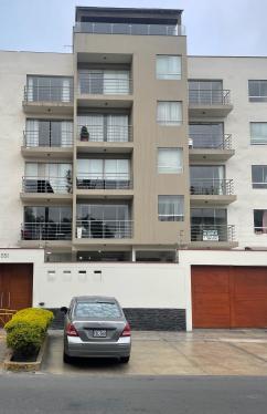 Departamento en Alquiler de 3 dormitorios ubicado en Santiago De Surco