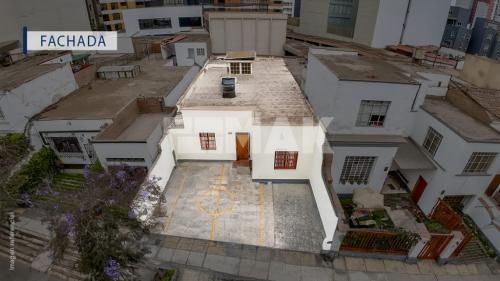 Casa en Venta ubicado en Miraflores a $700,000