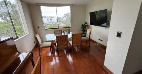 Departamento en Venta de 3 dormitorios ubicado en Santiago De Surco