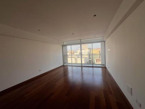 Departamento de 3 dormitorios y 3 baños ubicado en San Borja