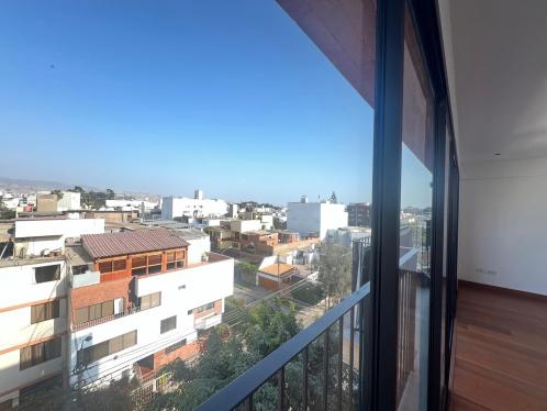 Departamento de 3 dormitorios y 4 baños ubicado en Santiago De Surco