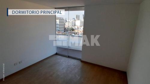 Departamento de 3 dormitorios y 3 baños ubicado en Miraflores