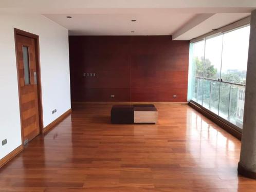 Extraordinario Departamento ubicado en Santiago De Surco