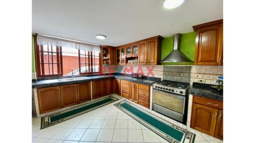 Casa en Venta de 4 dormitorios ubicado en Santiago De Surco