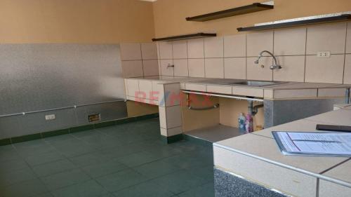 Departamento de 3 dormitorios y 1 baños ubicado en Breña