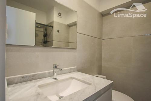 Departamento de 2 dormitorios y 2 baños ubicado en Miraflores