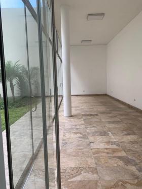 Venta en Av. Ernesto Diez Canseco 531