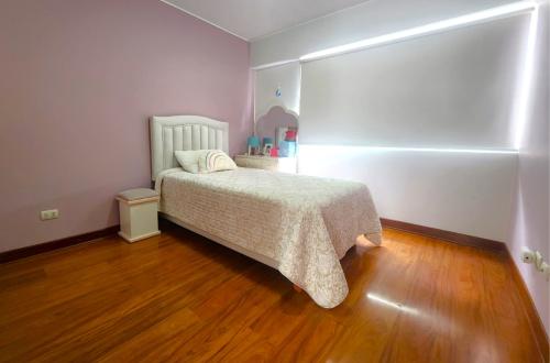 Departamento de 4 dormitorios y 3 baños ubicado en Santiago De Surco