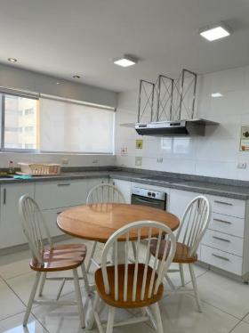 Departamento de 3 dormitorios ubicado en San Isidro