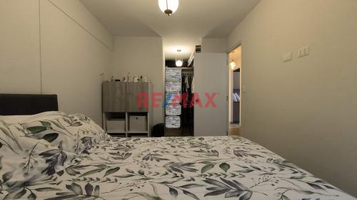 Bajo precio Departamento en Alquiler en Miraflores