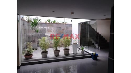 Departamento de 2 dormitorios y 3 baños ubicado en Santiago De Surco