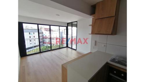 Bajo precio Departamento en Venta en Miraflores