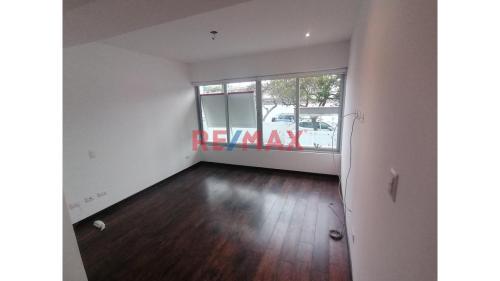 Bajo precio Departamento en Venta en Miraflores