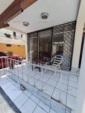 Departamento de 4 dormitorios ubicado en Santiago De Surco