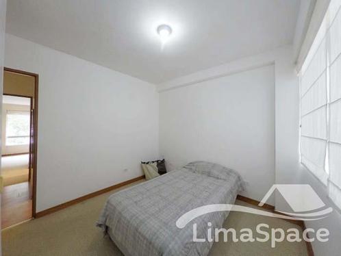 Departamento en Alquiler ubicado en Av. Casimiro Ulloa