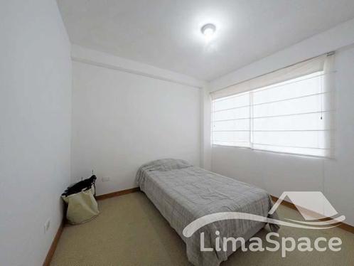 Departamento de 3 dormitorios y 2 baños ubicado en Miraflores