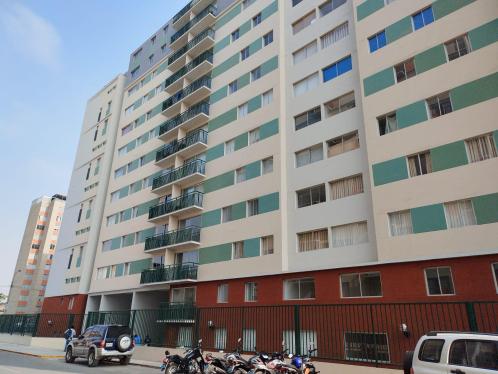 Departamento en Alquiler ubicado en Comas a $405