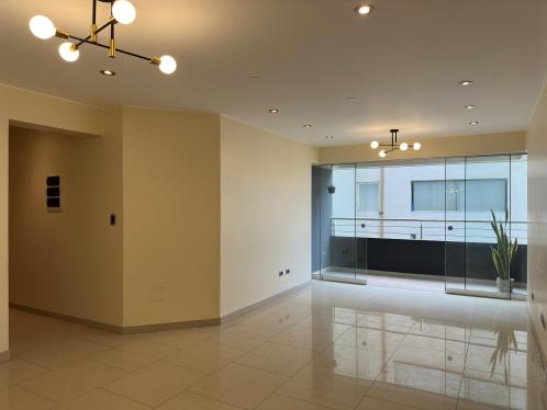 Departamento en Venta ubicado en Las Cantutas 757