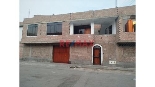 Departamento en Venta de 2 dormitorios ubicado en Los Olivos