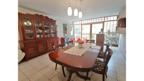 Casa en Venta de 5 dormitorios ubicado en San Miguel