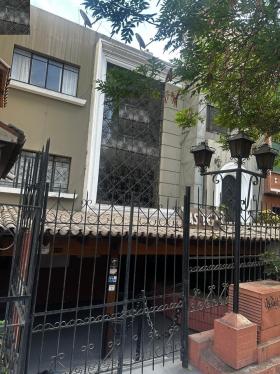 Casa en Venta ubicado en Miraflores a $1,950,000