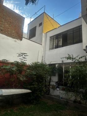 Casa en Venta de 6 dormitorios ubicado en Miraflores