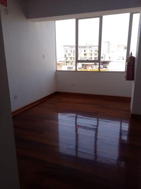 Bajo precio Edificio en Venta en Barranco