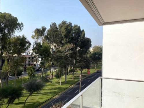 Departamento de 3 dormitorios y 2 baños ubicado en San Borja